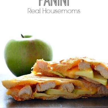 cheddar, apple and chicken panini