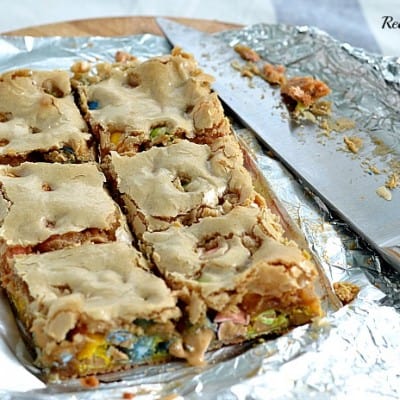 sliced cookie bars