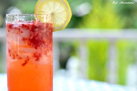 Strawberry Gin Fizz ⋆ Real Housemoms