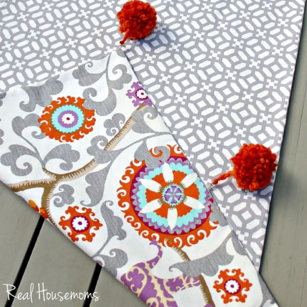 Reversible Table Runner {with removable Pom Poms!} | Real Housemoms