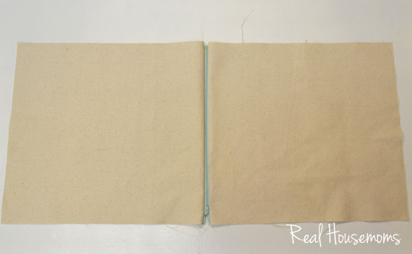Sewing a Simple Folded Clutch | Hearts & Sharts for the Real Housemoms | www.realhousemoms.com