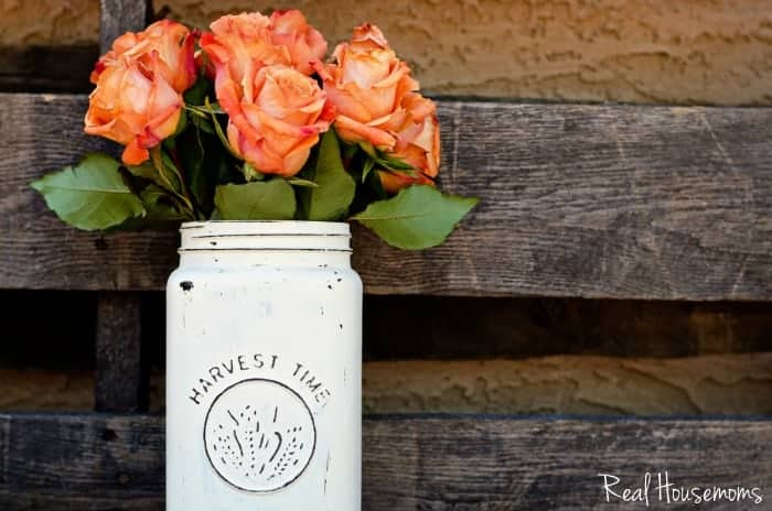 DIY Distressed Mason Jar Vase | Real Housemoms