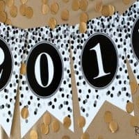 New Year's Eve Countdown Printables. 2015 gold, black and white colors