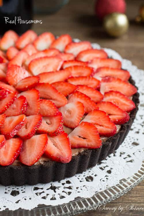 Strawberry Chocolate Tart | Real Housemoms