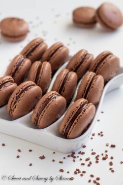 These chocolate macarons sprinkled with coarse sea salt are ultimate heaven for chocoholics!