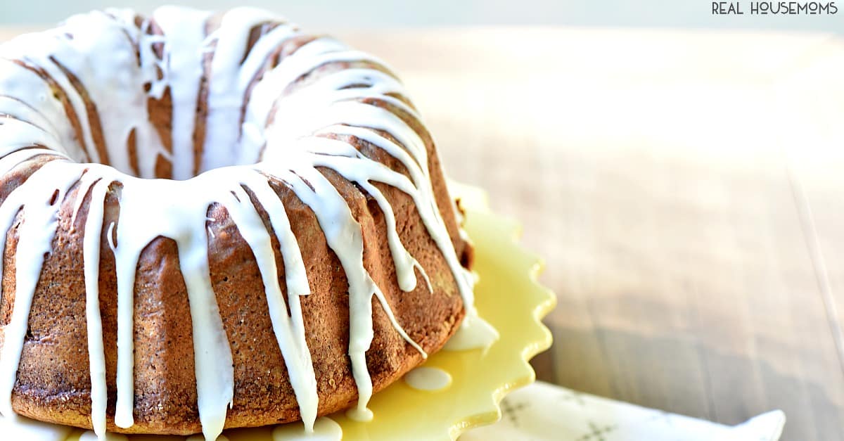 Lemon Pound Cake ⋆ Real Housemoms