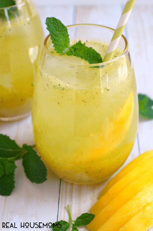 Cool, refreshing and completely delicious! These Mango Mojitos are the perfect drink to enjoy with friends during cocktail hour!