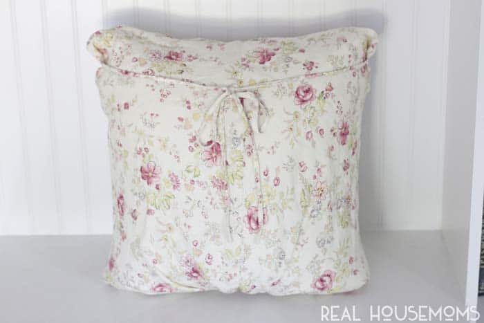 DIY Maternity Dress Upcycle Pillow Cover