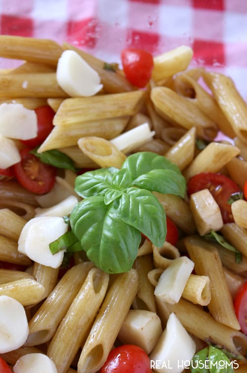 Caprese Pasta Salad is a hearty pasta salad full of Italian flavor that's perfect for summer!