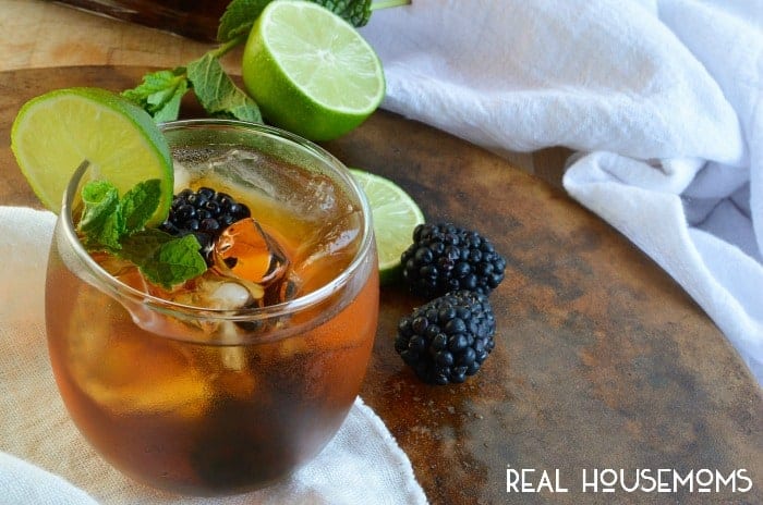 Blackberry, Lime, and Mint Sun Tea is a natural and refreshing summertime beverage!