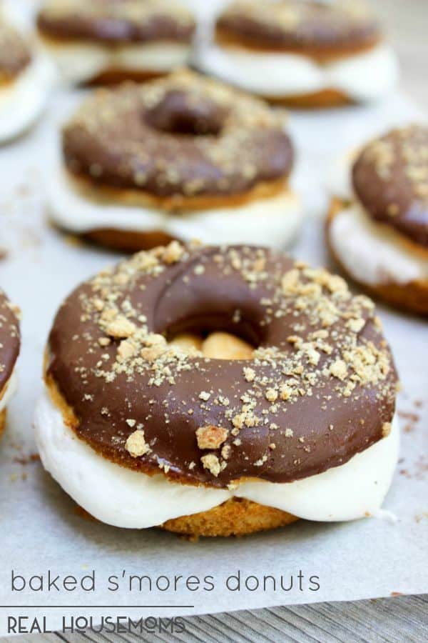 Baked S’mores Donuts are a collision of two of my favorite summer favorite must haves!