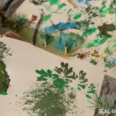 Help your kids discover nature in a new way with this Kid Craft: Nature Painting activity!