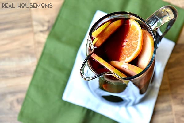 Pear Pomegranate Sangria is going to be my go to drink during the holidays!