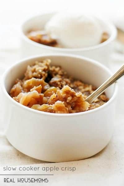 Slow Cooker Apple Crisp ⋆ Real Housemoms 