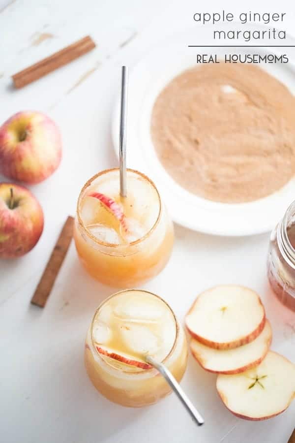 These APPLE GINGER MARGARITAS are a perfect way to celebrate the holidays!