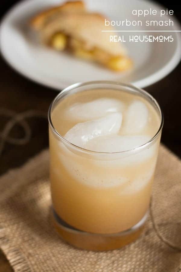 Leftover apple pie gets made over into the perfect Fall cocktail with our APPLE PIE BOURBON SMASH!