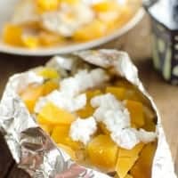 BUTTERNUT SQUASH & CHICKEN FOIL PACKETS are an easy and healthy fall dinner you can make ahead to throw on the grill or pop in your oven!