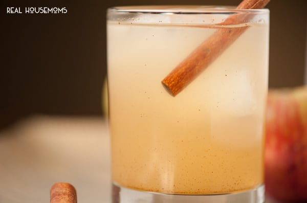 Fall entertaining wouldn't be complete without serving a delicious APPLE MARGARITA!