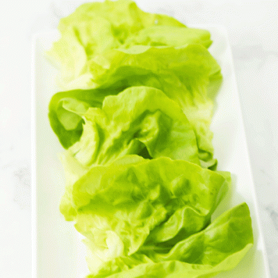 4-INGREDIENT SOUTHWESTERN LETTUCE WRAPS are going to be your best friend this holiday season! They’re the easiest appetizer you’ll make and they taste out-of-this world AMAZING!!!