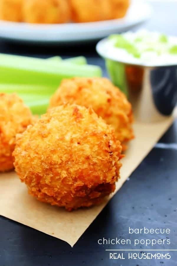 BARBECUE CHICKEN POPPERS are like barbecue chicken wings rolled up into a cheesy bite that doesn’t require 50 napkins to wipe your face. A party and game day must have!