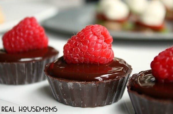 These CHOCOLATE GANACHE CUPS are chocolate cups filled with a silky chocolate ganache and topped with a dark chocolate glaze!