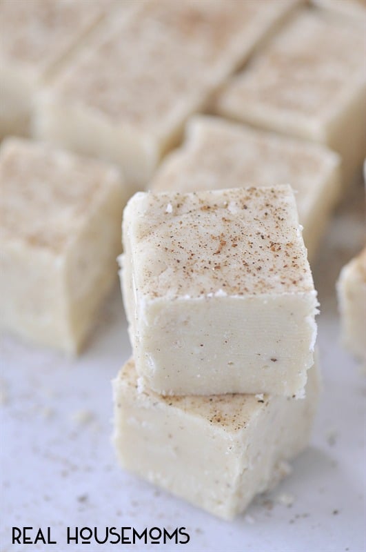 Eggnog is one of my favorite winter flavors and this EGGNOG FUDGE is everything I love in a holiday treat!