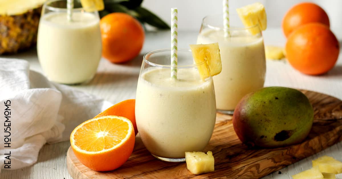 Skinny Tropical Pineapple Smoothie ⋆ Real Housemoms