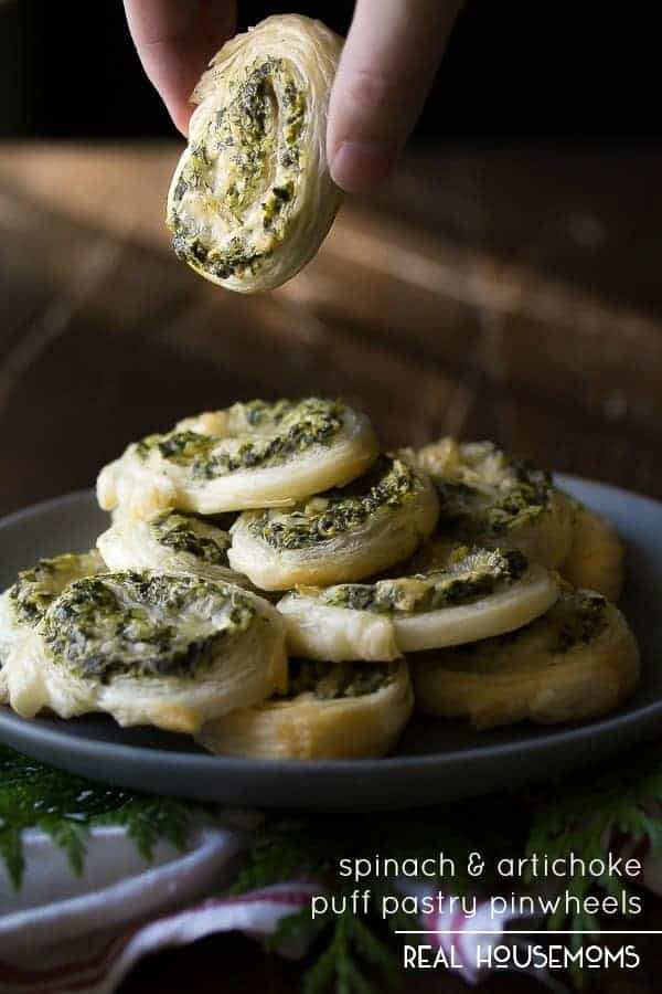 These SPINACH & ARTICHOKE PUFF PASTRY PINWHEELS are a deceptively easy appetizer that is perfect for a party!