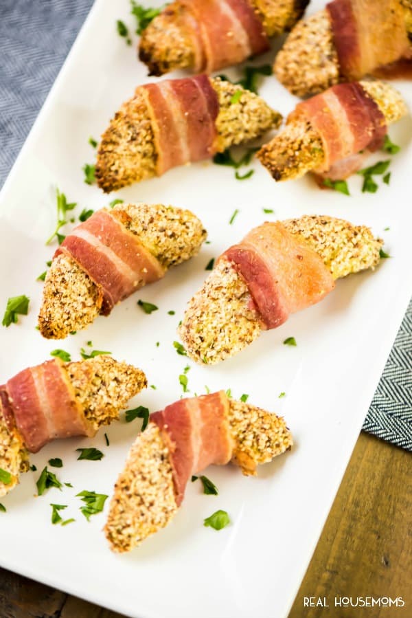 BACON WRAPPED AVOCADO FRIES have to be at your Super Bowl party! It's an easy appetizer and perfect for entertaining!