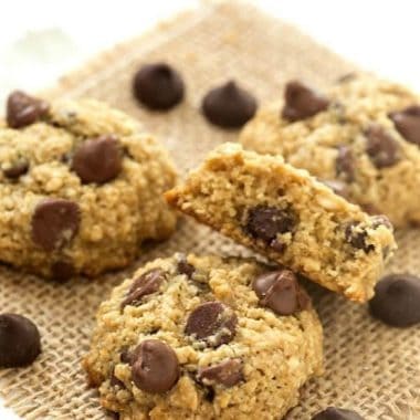 These FLOURLESS CHOCOLATE CHIP COOKIES are so good! Made with no butter, no refined white sugar, and no flour. So delicious & good you wouldn't even think they were healthier, even though they are!