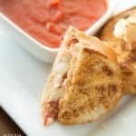 These PIZZA GRILLED CHEESE bites are the perfect lip-smacking finger foods adults and kids alike will love!