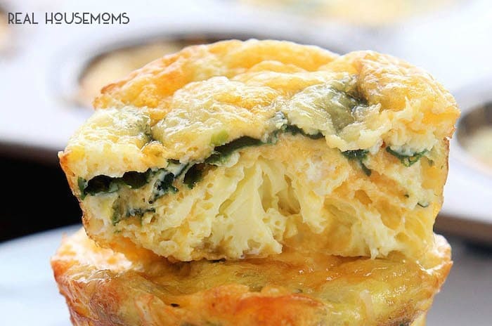 These SPINACH, EGG, AND CHEESE BREAKFAST BITES are such an easy breakfast and are a great meal when you are on the go!