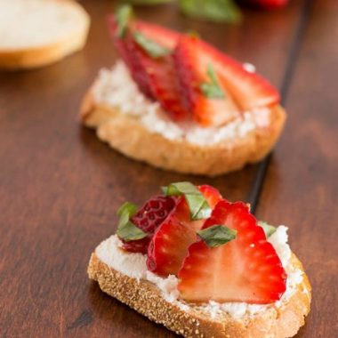 A little balsamic and a sprinkle of fresh basil turns this STRAWBERRY BASIL BRUSCHETTA into the perfect appetizer!