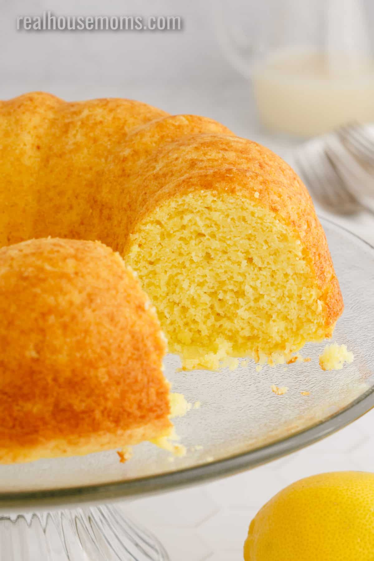 3 Ingredient Weight Watchers Lemon Cake ⋆ Real Housemoms 5464