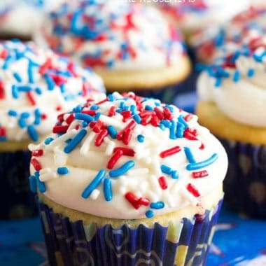 These homemade 4th of July Funfetti Cupcakes may look fancy, but they're crazy easy to make and taste SO good!