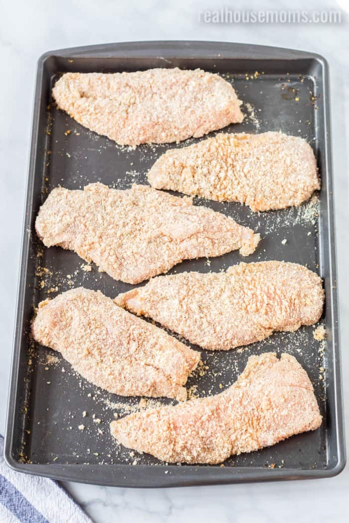bread chicken breasts for chicken parmesan