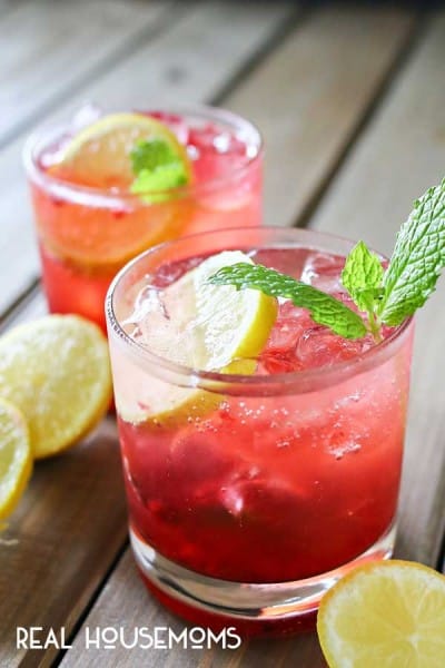 Blackberry Lemon Gin & Tonic ⋆ Real Housemoms