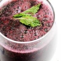 BLUEBERRY MINT SPRITZER is a thirst quenching summer time beverage made with 4 simple ingredients and ready in 5 minutes. This recipe is one the entire family will love!