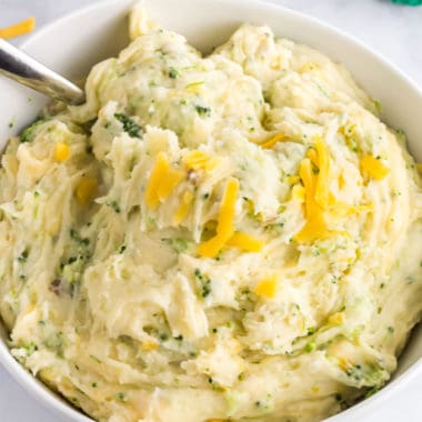 Broccoli Cheddar Mashed Potatoes are a nutritious play on the standard mashed potato recipe. They're the perfect addition to your favorite dinners!