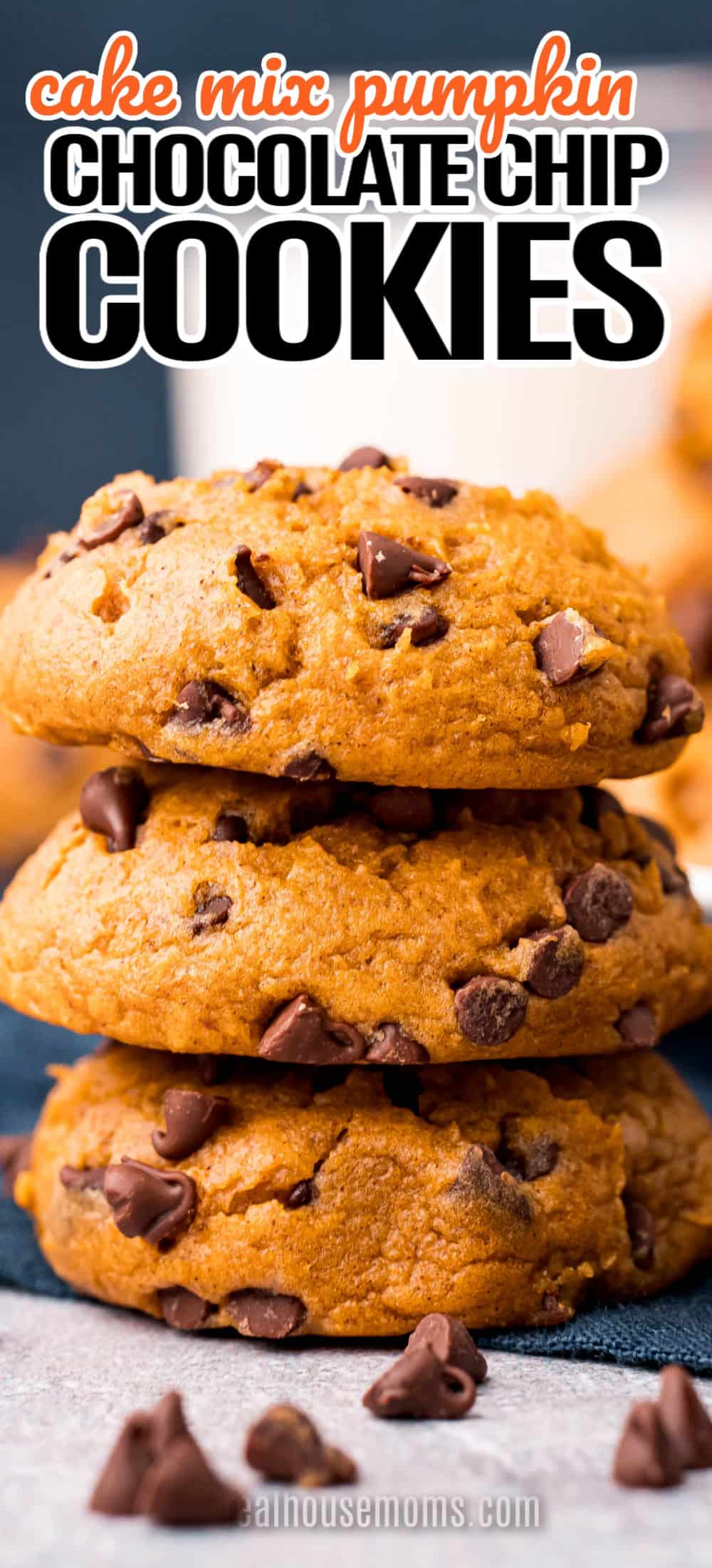 Cake Mix Pumpkin Chocolate Chip Cookies ⋆ Real Housemoms