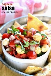 CAPRESE SALSA combines all the flavors of caprese salad in a delicious dip that's perfect for summer!