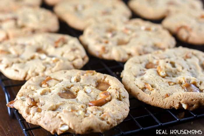 These Caramel Peanut Butter Pretzel Cookies are an over the top dessert that's a must for your holiday baking!