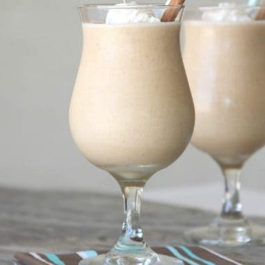 Treat yourself this afternoon with the perfect blend of tea and spices in this delicious CHAI TEA FRAPPUCCINO!