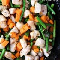 This CHICKEN, ASPARAGUS, AND SWEET POTATO SKILLET is a super easy, yet very flavorful one-pot meal!