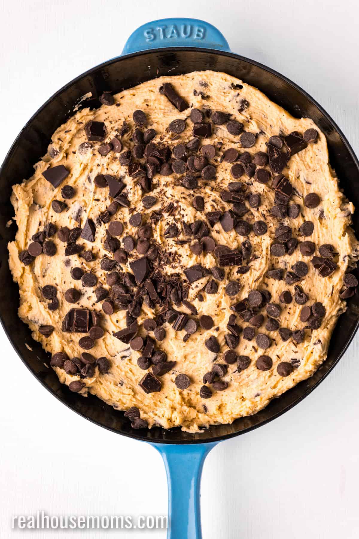 Skillet Candy Bar Chocolate Chip Cookie - Lolo Home Kitchen