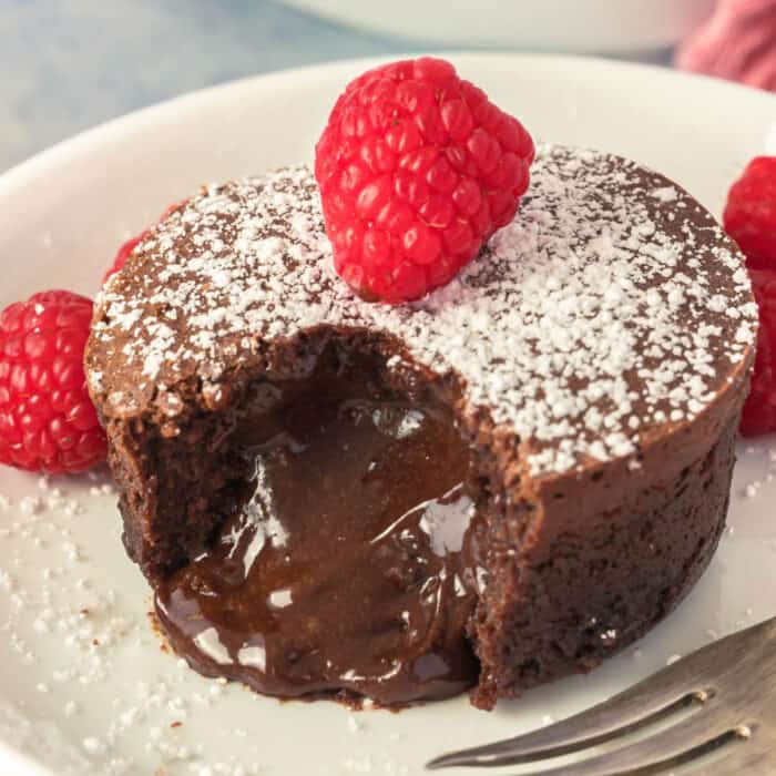 Chocolate Kahlúa Bundt Cake - Real housemoms