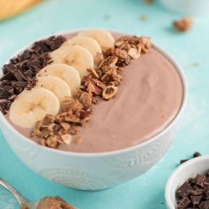 Start your day with a Chocolate PB Smoothie Bowl that is high in protein and super delicious!