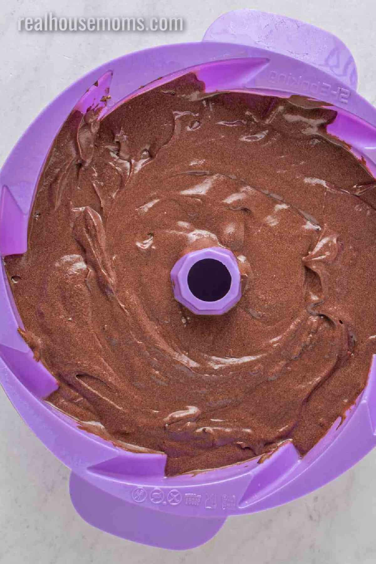 Chocolate Pound Cake ⋆ Real Housemoms