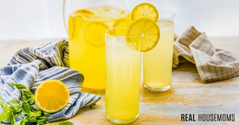 Classic Homemade Lemonade ⋆ Real Housemoms