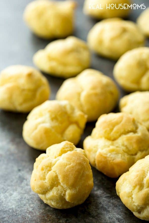Unfilled cream puffs after cooling